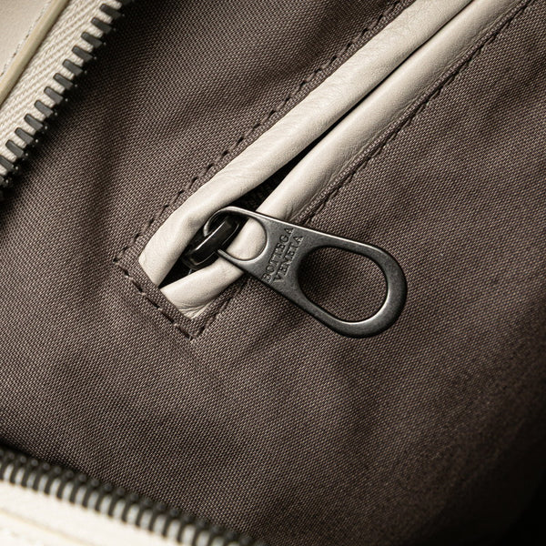 ボッテガヴェネタ イントレチャート クラッチバッグ ホワイト レザー レディース BOTTEGAVENETA 【中古】