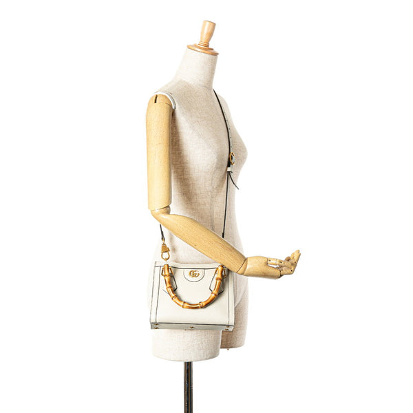 グッチ バンブー ダイアナ ミニ ハンドバッグ ショルダーバッグ 2WAY 655661 ホワイト レザー レディース GUCCI 【中古】