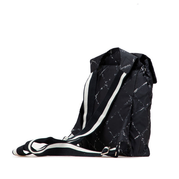 シャネル 旧トラベルライン リュック バックパック ブラック ナイロン レディース CHANEL 【中古】