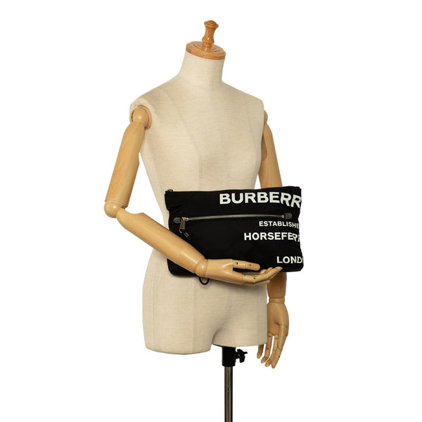 バーバリー ロゴ クラッチバッグ セカンドバッグ 8014756 ブラック ナイロン レディース BURBERRY 【中古】