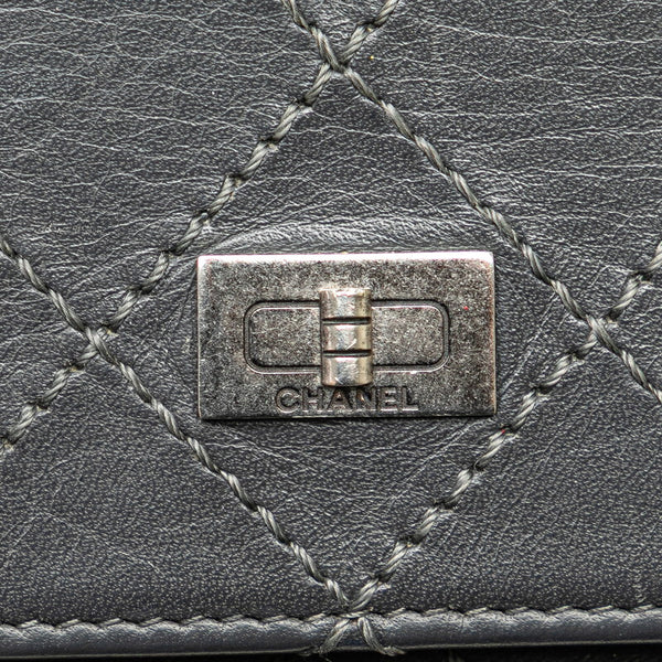 シャネル 2.55 ワイルドステッチ チェーンウォレット ショルダーバッグ A69206 グレー レザー レディース CHANEL 【中古】