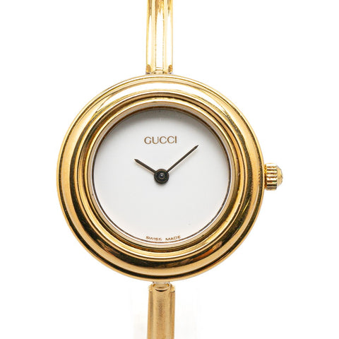 グッチ チェンジベゼル バングルウォッチ 腕時計 クオーツ ホワイト文字盤 メッキ レディース GUCCI 【中古】