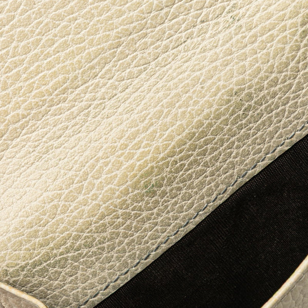 グッチ ダブルホック 二つ折り財布 368233 ホワイト レザー レディース GUCCI 【中古】