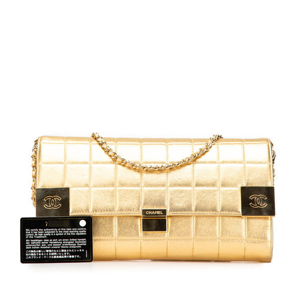シャネル チョコバー ココマーク チェーン ショルダーバッグ ゴールド ラムスキン レディース CHANEL 【中古】