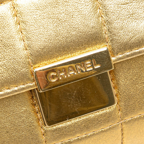 シャネル チョコバー ココマーク チェーン ショルダーバッグ ゴールド ラムスキン レディース CHANEL 【中古】