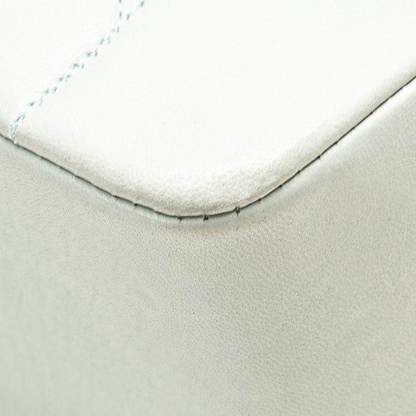 シャネル ダイアナ ココマーク 斜め掛け チェーン ショルダーバッグ ライトブルー ラムスキン レディース CHANEL 【中古】