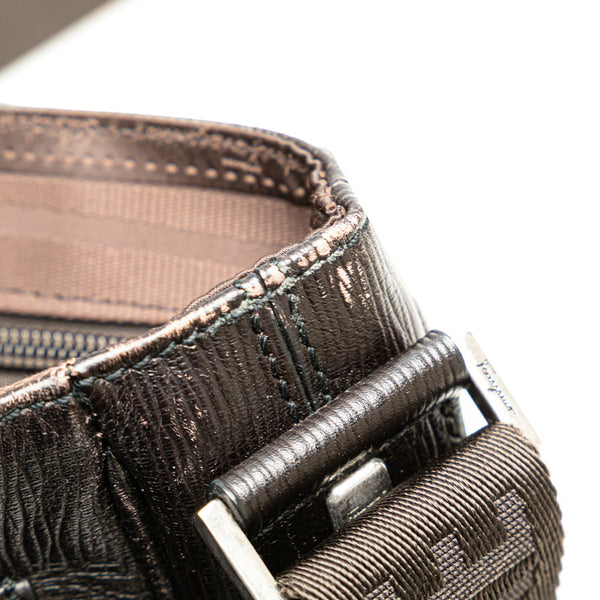 サルヴァトーレフェラガモ 斜め掛け ショルダーバッグ FZ-94 9671 ブラック ブルー グレー レザー レディース Salvatore Ferragamo 【中古】