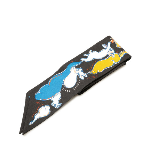 エルメス ツイリー MILLE ET UN LAPINS 千と一羽のウサギ スカーフ ブラック ブルー マルチカラー シルク レディース HERMES 【中古】