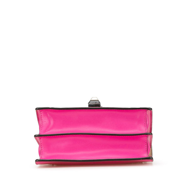 フェンディ キャナイ ミニ チェーン ショルダーバッグ 8M0381 ピンク レザー レディース FENDI 【中古】