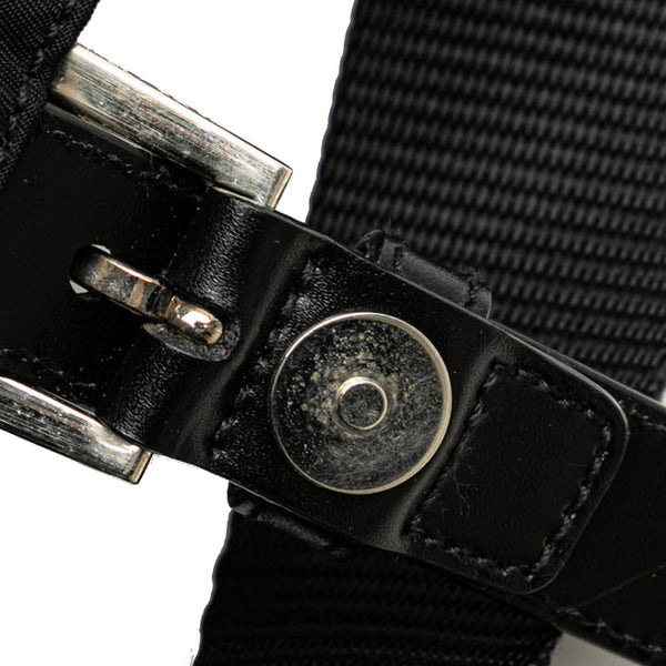 プラダ 三角ロゴプレート ショルダーバッグ ブラック ナイロン レザー レディース PRADA 【中古】