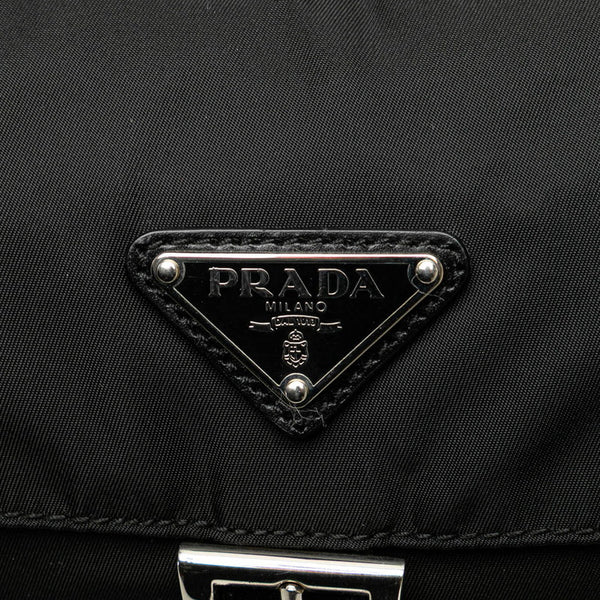 プラダ 三角ロゴプレート ショルダーバッグ ブラック ナイロン レザー レディース PRADA 【中古】