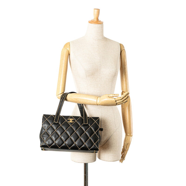 シャネル ココマーク ワイルドステッチ ハンドバッグ ブラック ラムスキン レディース CHANEL 【中古】