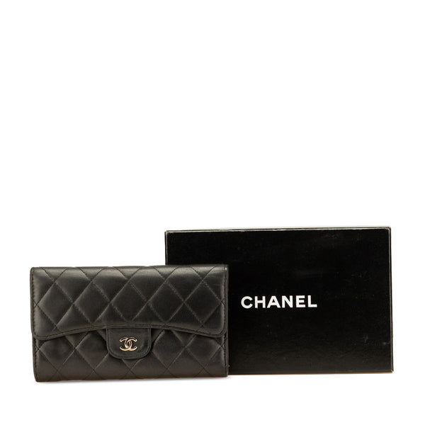 シャネル マトラッセ ココマーク 長財布 ブラック ラムスキン レディース CHANEL 【中古】