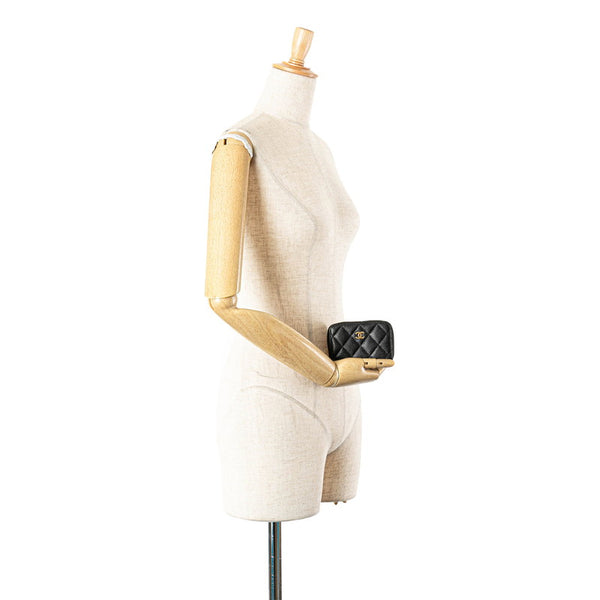 シャネル クラシック ジップ コインパース ラウンドファスナー カードケース ブラック キャビアスキン レディース CHANEL 【中古】