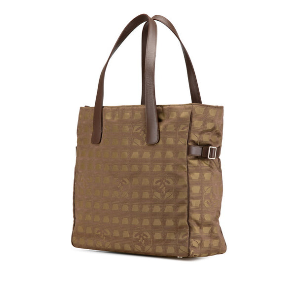 シャネル ニュートラベルライン トートGM トートバッグ カーキ ナイロン レザー レディース CHANEL 【中古】