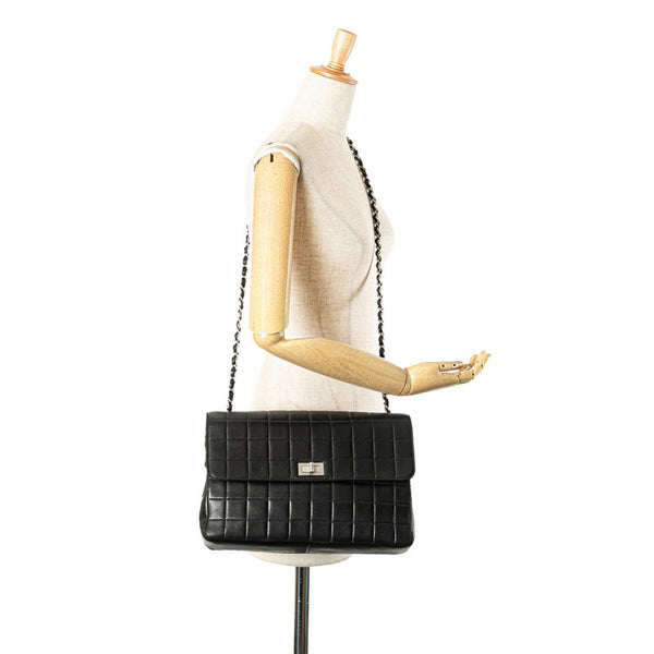 シャネル 2.55 チョコバー チェーン ショルダーバッグ ブラック ラムスキン レディース CHANEL 【中古】