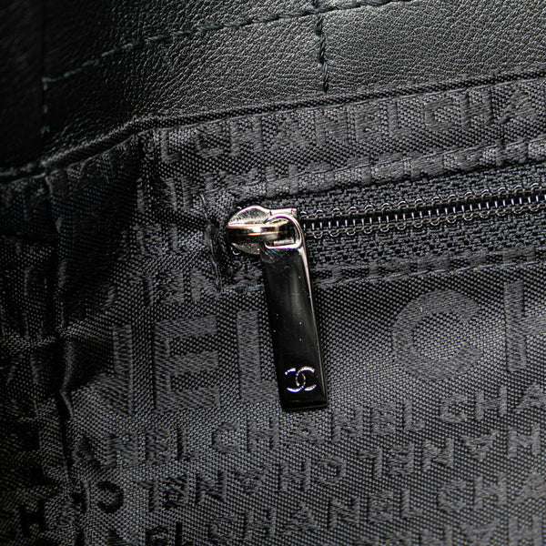 シャネル チョコバー ハンドバッグ ブラック ラムスキン レディース CHANEL 【中古】