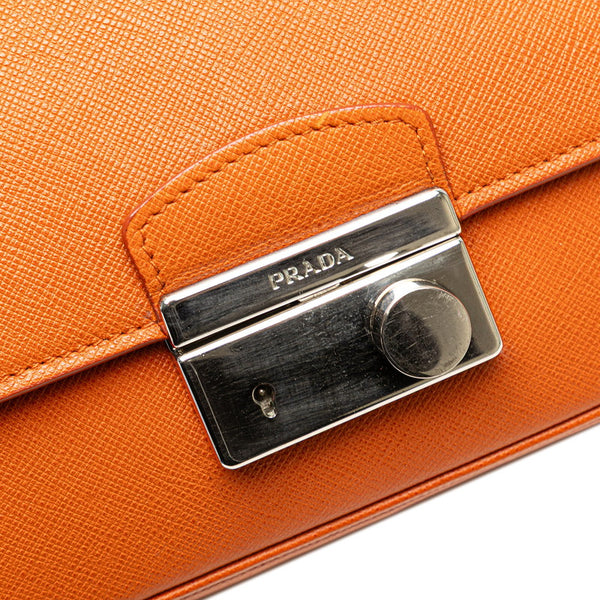 プラダ ロゴ チェーン ショルダーバッグ オレンジ サフィアーノレザー レディース PRADA 【中古】