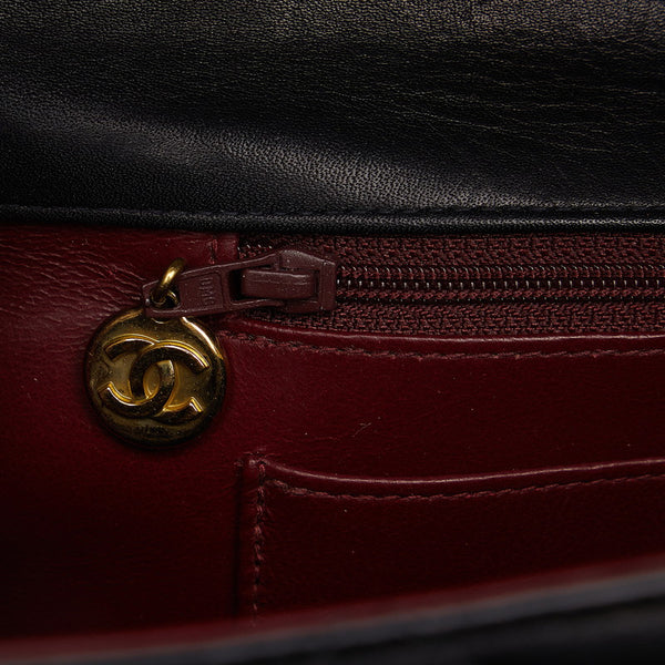 シャネル デカマトラッセ ココマーク チェーン ショルダーバッグ ブラック レディース CHANEL 【中古】