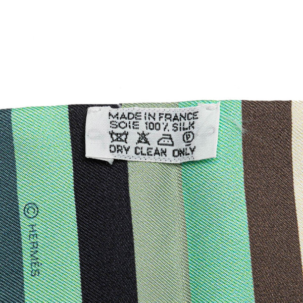 エルメス ツイリー 水遊びをする人 LES BAIGNEUSES スカーフ グリーン マルチカラー シルク レディース HERMES 【中古】