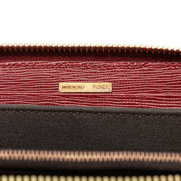 フェンディ ロゴプレート ラウンドファスナー 長財布 8M0299 レッド PVC レザー レディース FENDI 【中古】