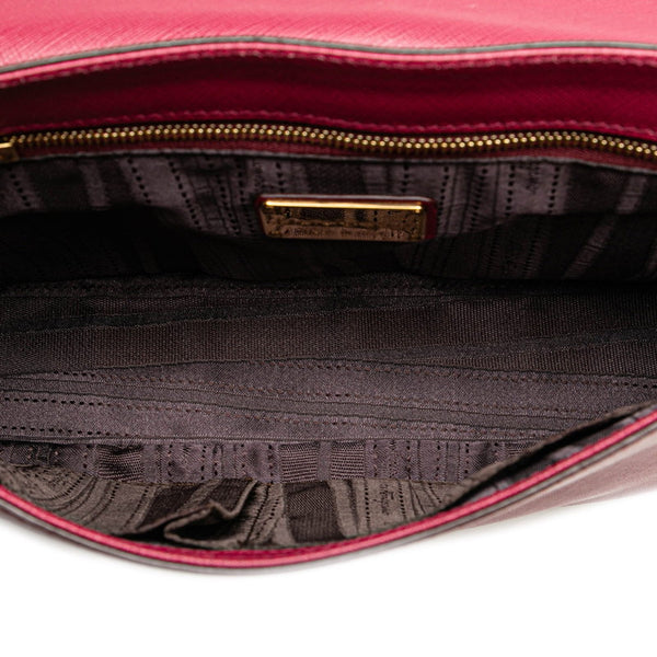 サルヴァトーレフェラガモ ガンチーニ チェーン ショルダーバッグ ピンク レッド レザー レディース Salvatore Ferragamo 【中古】