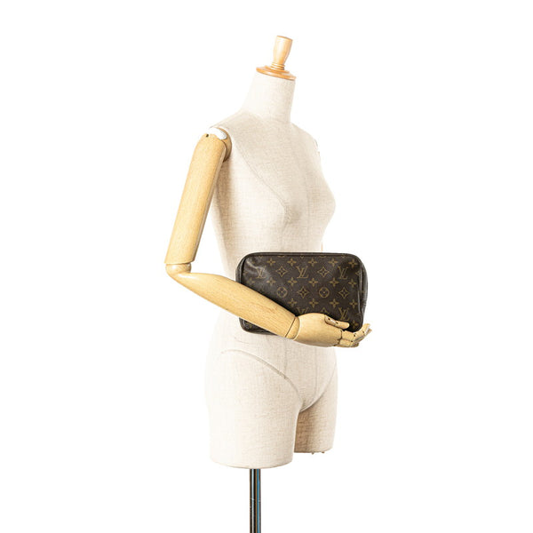 ルイ ヴィトン モノグラム トゥルース トワレット23 セカンドバッグ クラッチバッグ M47524 ブラウン PVC レディース LOUIS VUITTON 【中古】