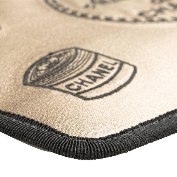 シャネル コスメ柄 ポーチ ベージュ サテン レディース CHANEL 【中古】