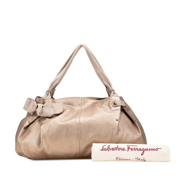 サルヴァトーレフェラガモ ヴァラリボン トートバッグ ゴールド レザー レディース Salvatore Ferragamo 【中古】