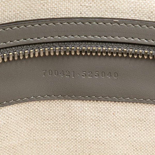 グッチ GGエンボス トートバッグ 700421 グレー PVC レザー レディース GUCCI 【中古】