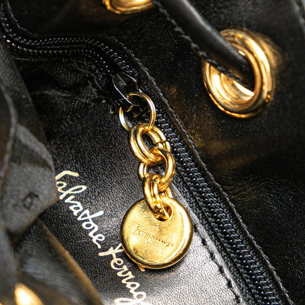 サルヴァトーレフェラガモ ヴァラ金具 ミニハンドバッグ ポーチ AU-21 5669 ブラック ゴールド ナイロン レザー レディース Salvatore Ferragamo 【中古】