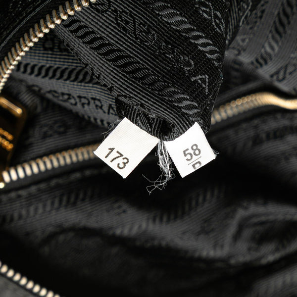 プラダ 三角ロゴプレート トートバッグ ブラック ナイロン レザー レディース PRADA 【中古】