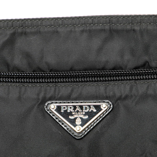 プラダ 三角ロゴプレート ショルダーバッグ ブラック ナイロン レディース PRADA 【中古】