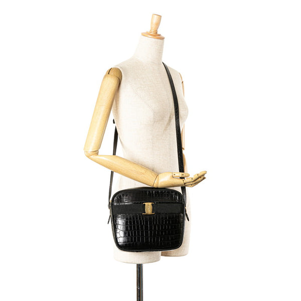 サルヴァトーレフェラガモ ヴァラ クロコ型押し ショルダーバッグ ブラック レザー レディース Salvatore Ferragamo 【中古】