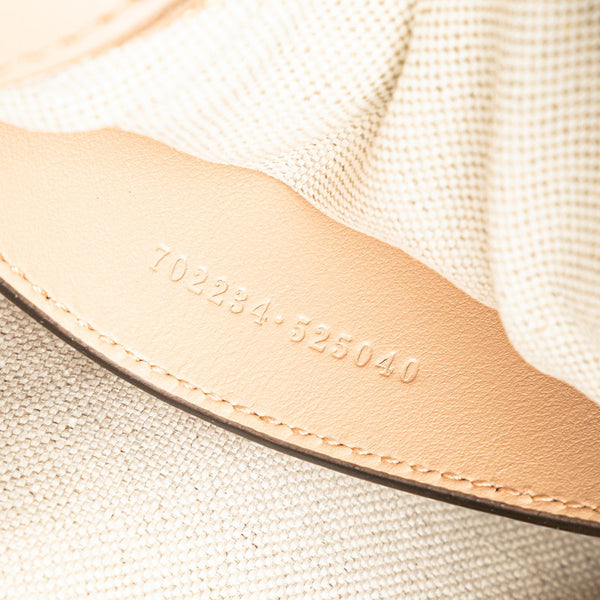 グッチ GGマトラッセ スモール 斜め掛け ショルダーバッグ 702234 ベージュ レザー レディース GUCCI 【中古】