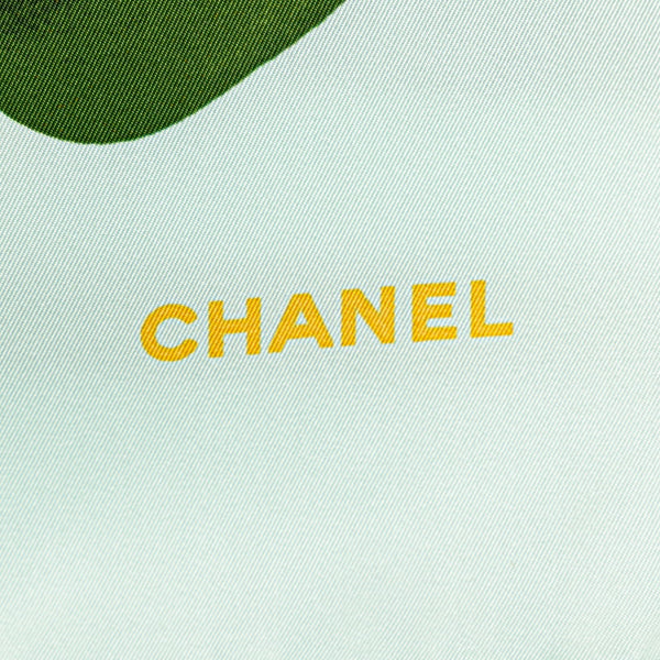 シャネル カメリア チェーン モチーフ スカーフ ライトブルー ホワイト マルチカラー シルク レディース CHANEL 【中古】