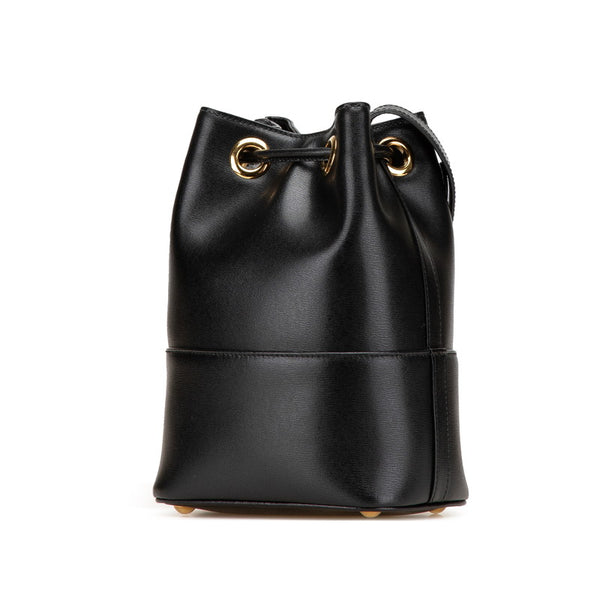 サルヴァトーレフェラガモ ガンチーニ 斜め掛け ショルダーバッグ ブラック レザー レディース Salvatore Ferragamo 【中古】