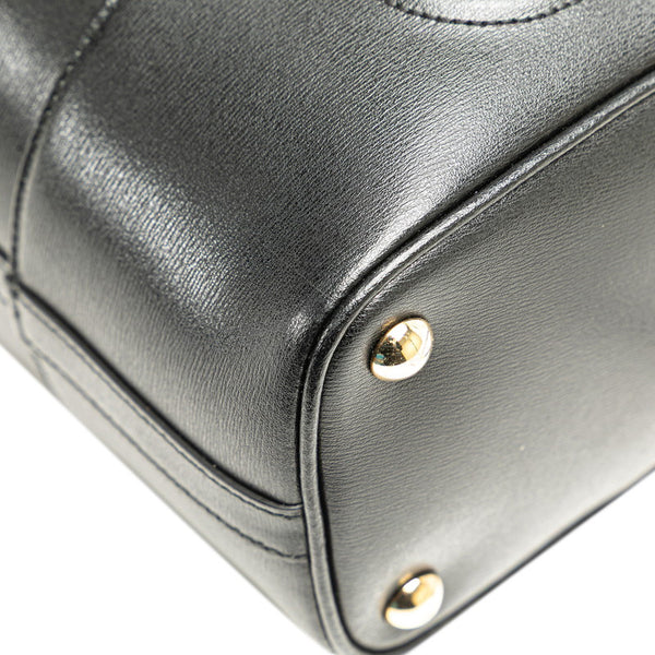 サルヴァトーレフェラガモ ガンチーニ 斜め掛け ショルダーバッグ ブラック レザー レディース Salvatore Ferragamo 【中古】