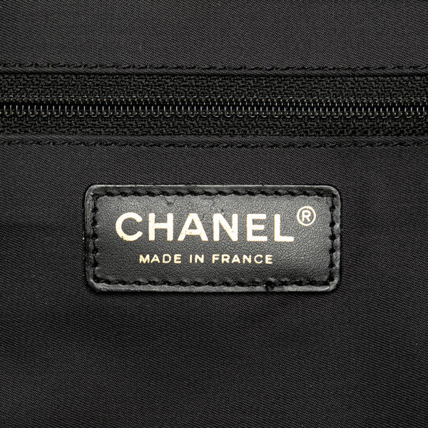 シャネル ニュートラベルライン ココマーク トートMM トートバッグ ブラック ナイロン レザー レディース CHANEL 【中古】