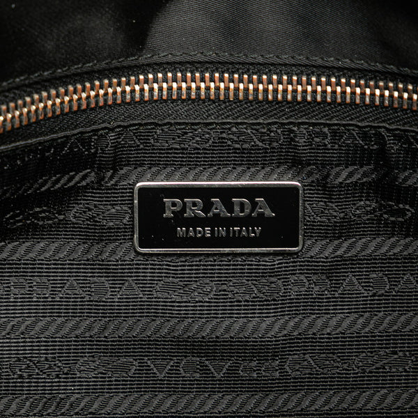 プラダ 三角ロゴプレート 斜め掛け ショルダーバッグ ブラック ナイロン レザー レディース PRADA 【中古】