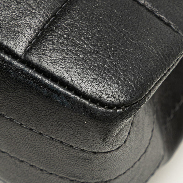 シャネル チョコバー ショルダーバッグ ブラック ラムスキン フェイクパール レディース CHANEL 【中古】