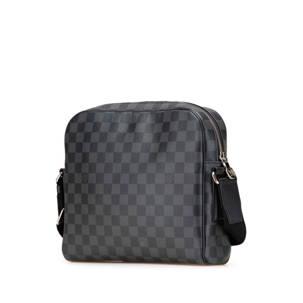 ルイ ヴィトン ダミエ グラフィット デイトンPM ショルダーバッグ  N41408 ブラック PVC レザー レディース LOUIS VUITTON 【中古】