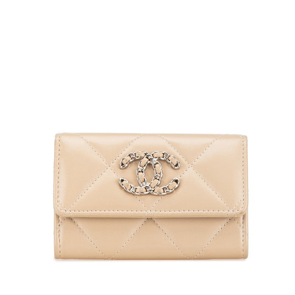 シャネル マトラッセ シャネル19 カードケース ベージュ ラムスキン レディース CHANEL 【中古】