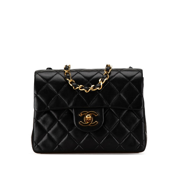 シャネル マトラッセ ココマーク 斜め掛け チェーン ショルダーバッグ ブラック ラムスキン レディース CHANEL 【中古】