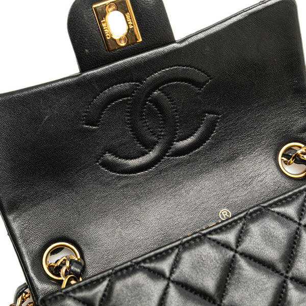 シャネル マトラッセ ココマーク 斜め掛け チェーン ショルダーバッグ ブラック ラムスキン レディース CHANEL 【中古】