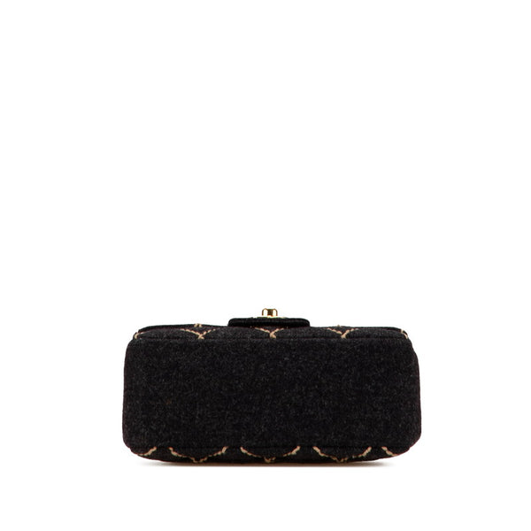 シャネル ワイルドステッチ ミニマトラッセ チェーン ショルダーバッグ グレー ウール レディース CHANEL 【中古】