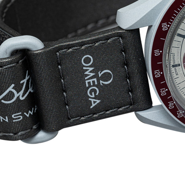 オメガ ×スウォッチ バイオセラミック ムーンスウォッチ MISSION TO PLUTO 腕時計 SO33M101 クオーツ ホワイト文字盤 セラミック ナイロン メンズ OMEGA 【中古】