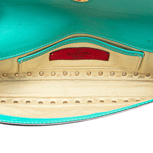 ヴァレンティノ ロックスタッズ クラッチバッグ グリーン レザー レディース VALENTINO 【中古】