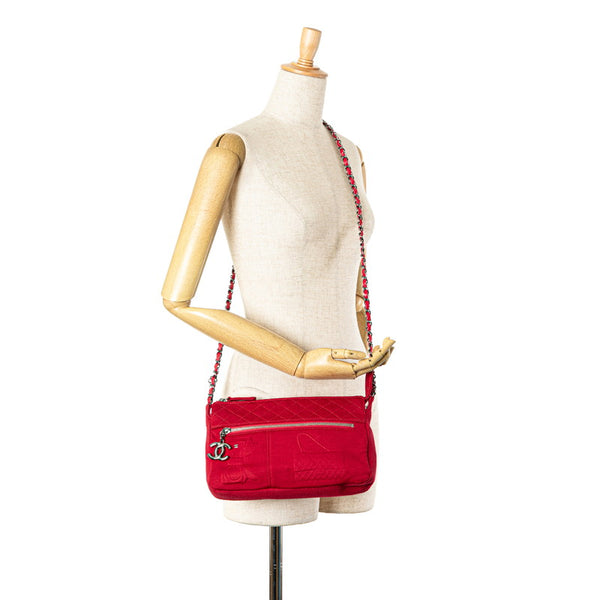 シャネル マトラッセ ココマーク ショルダーバッグ レッド コットン レディース CHANEL 【中古】