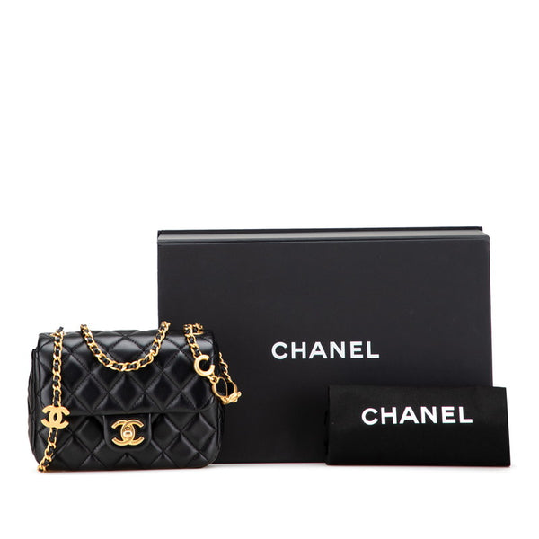 シャネル マトラッセ ココマーク ハート チェーン ショルダーバッグ ブラック ラムスキン レディース CHANEL 【中古】
